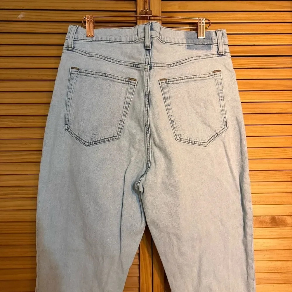 Abercrombie & Fitch Light Wash slim straight high rise size 14Long - Picture 6 of 6
